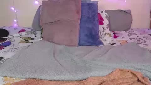 Snapshot of keisy_x chatting on 03-05-25, 03:40 karo online show from 03-05-25, 03:40