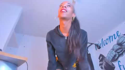 KEISY MARIANA  online show from 03-12-26, 11:49