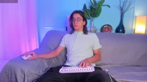 Snapshot of keita_moon chatting on 05-19-26, 11:49 Keita moon online show from 05-19-26, 11:49