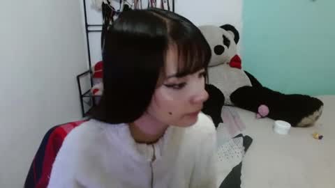 Snapshot of keity_russo03 chatting on 12-19-25, 07:21 annie rosse16 online show from 12-19-25, 07:21