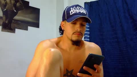 Snapshot of keivid_2303 chatting on 02-18-25, 03:10 david online show from 02-18-25, 03:10