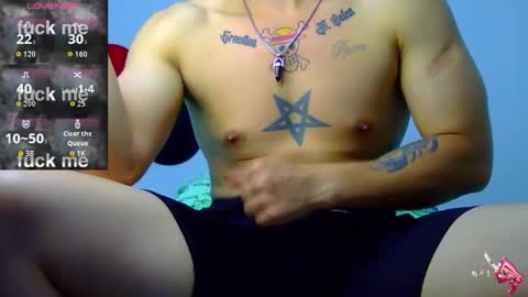 Snapshot of keivid_2303 chatting on 10-02-25, 01:51 david online show from 10-02-25, 01:51