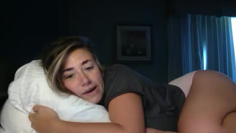 kekes2015 online show from 09-27-25, 06:13