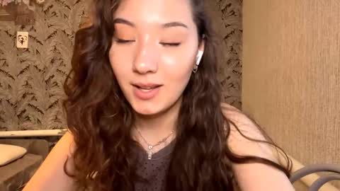 Kely online show from 09-18-25, 11:12