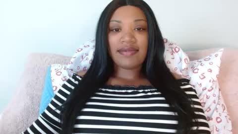 Snapshot of kelliecapri chatting on 01-04-25, 05:16 Kellie online show from 01-04-25, 05:16