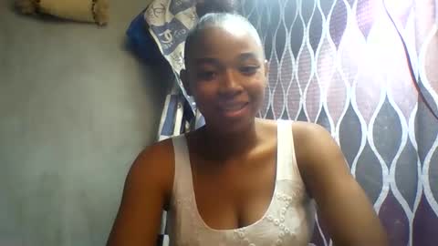 Snapshot of kelly0069 chatting on 06-10-26, 12:15 kelly0069 online show from 06-10-26, 12:15