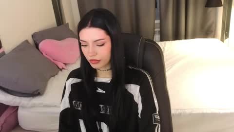 Kelly online show from 05-16-26, 06:54