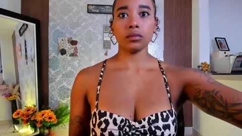 kelly__thomson online show from 10-01-25, 11:22