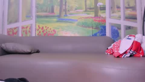 Kelly online show from 02-25-26, 07:51