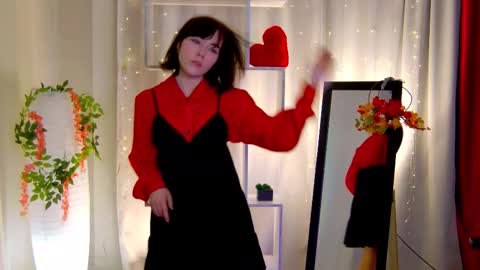 Snapshot of kelly_fooxx chatting on 10-31-25, 09:43 Kelly online show from 10-31-25, 09:43