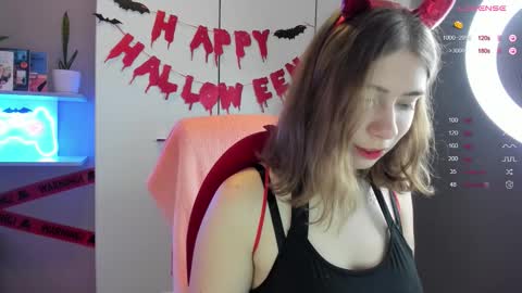 Snapshot of kelly_jayne chatting on 10-26-25, 09:31 Diana online show from 10-26-25, 09:31