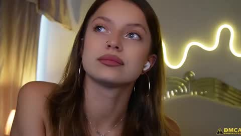 Kelly online show from 03-06-26, 05:37