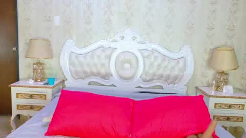 kelly_swift online show from 07-18-26, 03:22