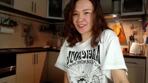 Kelly online show from 12-28-24, 08:47