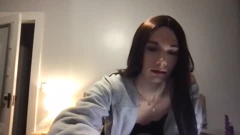 Snapshot of kellyharkman chatting on 11-30-25, 11:09 Kelly online show from 11-30-25, 11:09