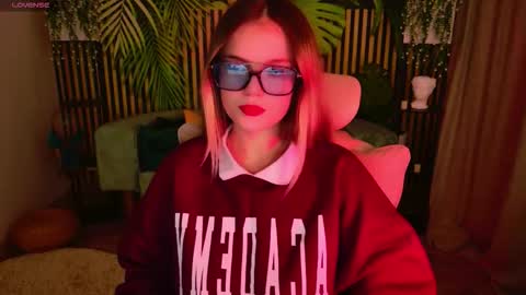 Snapshot of kellyhayden chatting on 12-01-25, 06:24 Kelly online show from 12-01-25, 06:24