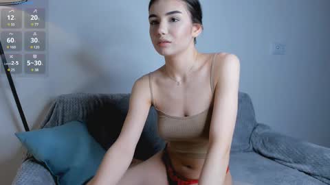 Snapshot of kellyisclose chatting on 12-17-24, 12:12 Kelly online show from 12-17-24, 12:12