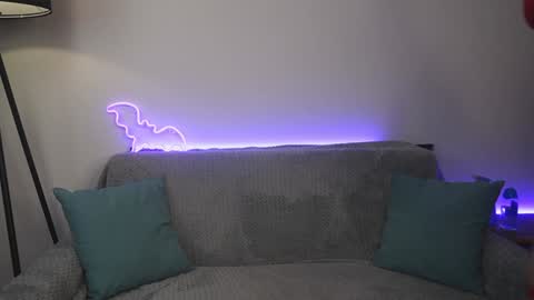 Snapshot of kellyisclose chatting on 01-16-25, 12:12 Kelly online show from 01-16-25, 12:12