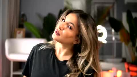 Snapshot of kellymathews chatting on 10-08-25, 01:47 Denise online show from 10-08-25, 01:47