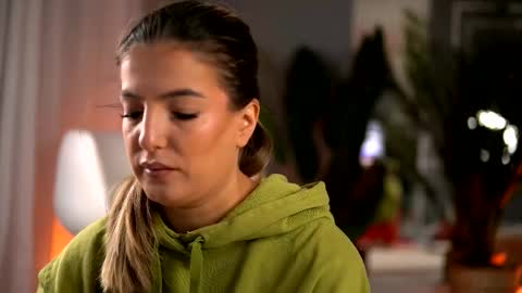 Snapshot of kellymathews chatting on 10-28-25, 02:59 Denise online show from 10-28-25, 02:59