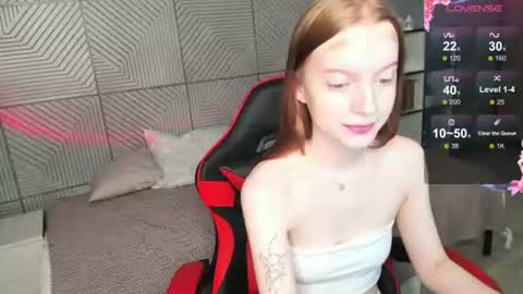 kellymeoww online show from 07-19-26, 06:39