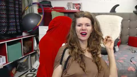 Snapshot of kellynumber chatting on 01-27-25, 07:45 kelly online show from 01-27-25, 07:45