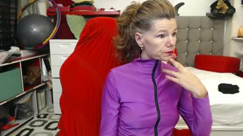 Snapshot of kellynumber chatting on 02-02-25, 05:42 kelly online show from 02-02-25, 05:42