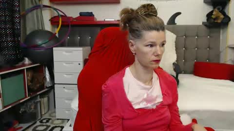 Snapshot of kellynumber chatting on 02-08-25, 06:55 kelly online show from 02-08-25, 06:55