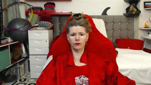 Snapshot of kellynumber chatting on 02-12-25, 06:51 kelly online show from 02-12-25, 06:51