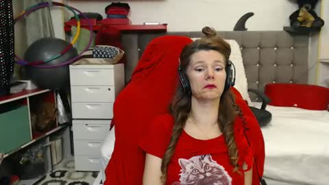 Snapshot of kellynumber chatting on 02-13-25, 01:50 kelly online show from 02-13-25, 01:50