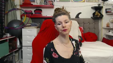 Snapshot of kellynumber chatting on 02-14-25, 06:40 kelly online show from 02-14-25, 06:40