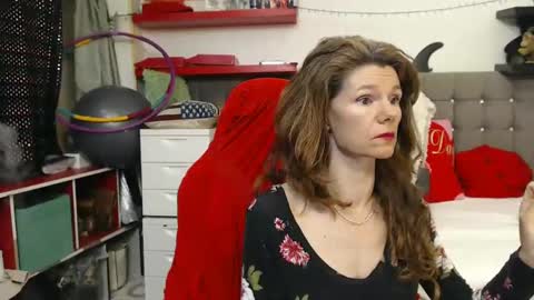 Snapshot of kellynumber chatting on 02-15-25, 01:21 kelly online show from 02-15-25, 01:21