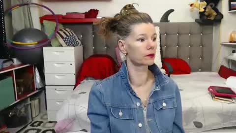 Snapshot of kellynumber chatting on 02-16-25, 10:54 kelly online show from 02-16-25, 10:54