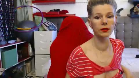 Snapshot of kellynumber chatting on 02-23-25, 10:17 kelly online show from 02-23-25, 10:17