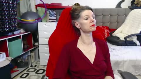 Snapshot of kellynumber chatting on 02-25-25, 12:03 kelly online show from 02-25-25, 12:03