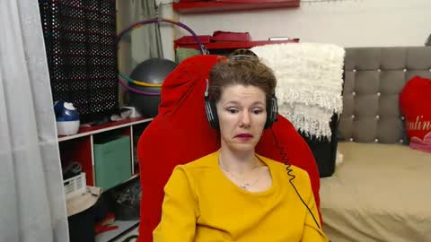 Snapshot of kellynumber chatting on 03-05-25, 12:16 kelly online show from 03-05-25, 12:16