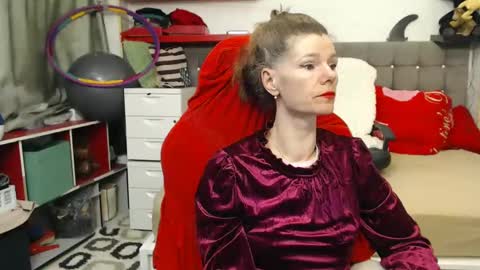 Snapshot of kellynumber chatting on 03-10-25, 12:07 kelly online show from 03-10-25, 12:07