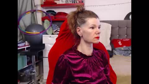 Snapshot of kellynumber chatting on 03-10-25, 08:15 kelly online show from 03-10-25, 08:15