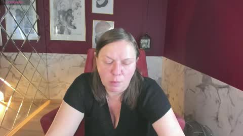 Kelly online show from 11-09-25, 05:39