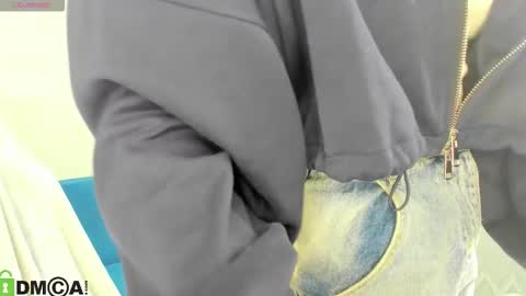 kellyy_bern online show from 10-05-25, 12:53