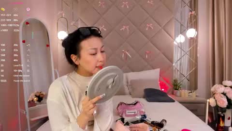 kellyy_bern online show from 03-09-26, 12:58