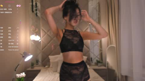 kellyy_bern online show from 04-24-26, 01:19