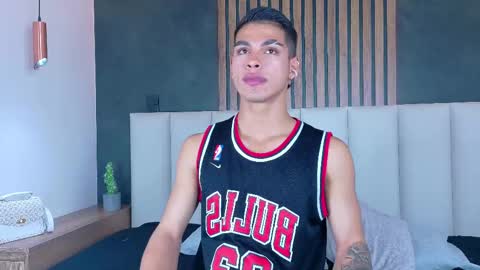 Snapshot of ken_boy_ chatting on 02-21-25, 02:39 online show from 02-21-25, 02:39