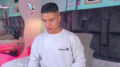 Snapshot of ken_boy_ chatting on 02-23-25, 05:50 online show from 02-23-25, 05:50