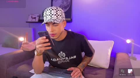   online show from 04-28-26, 09:03