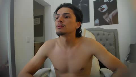 Snapshot of ken_valkov chatting on 04-10-26, 07:40 Ken Valkov online show from 04-10-26, 07:40