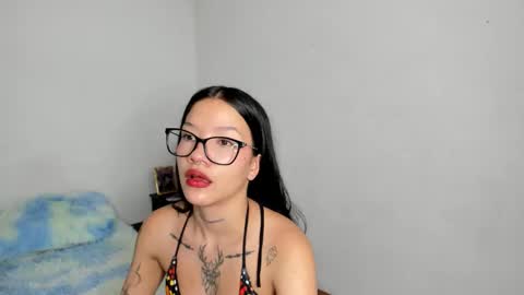 Snapshot of kendalgrey01 chatting on 11-07-25, 04:40 Kendal online show from 11-07-25, 04:40