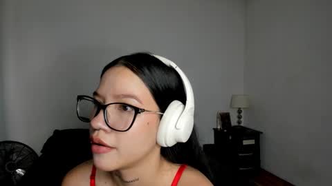 Kendal online show from 03-23-26, 02:21