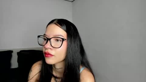 Kendal online show from 04-22-26, 02:51