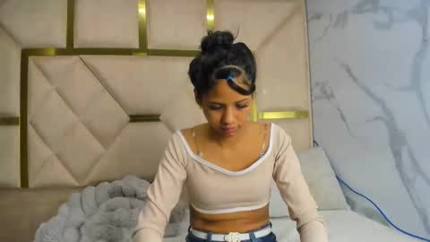 kendall69__ online show from 11-19-25, 01:11